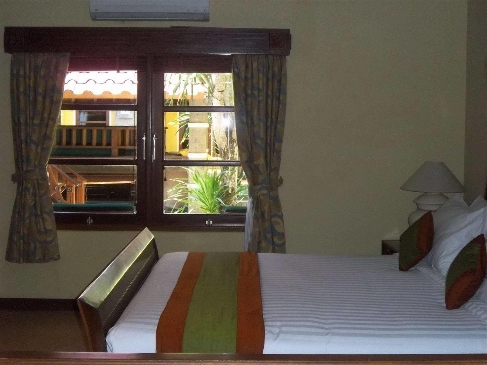 Apel Villa Sanur Buitenkant foto